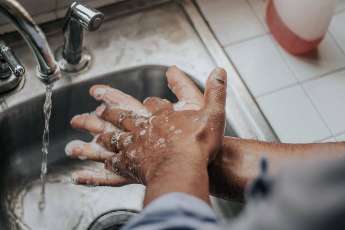 Lavado de manos. Foto: Unsplash