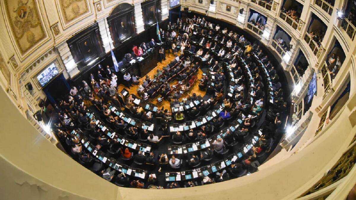 Se cayó la sesión en la Legislatura bonaerense por el Presupuesto 2025: el comunicado del gobernador Kicillof