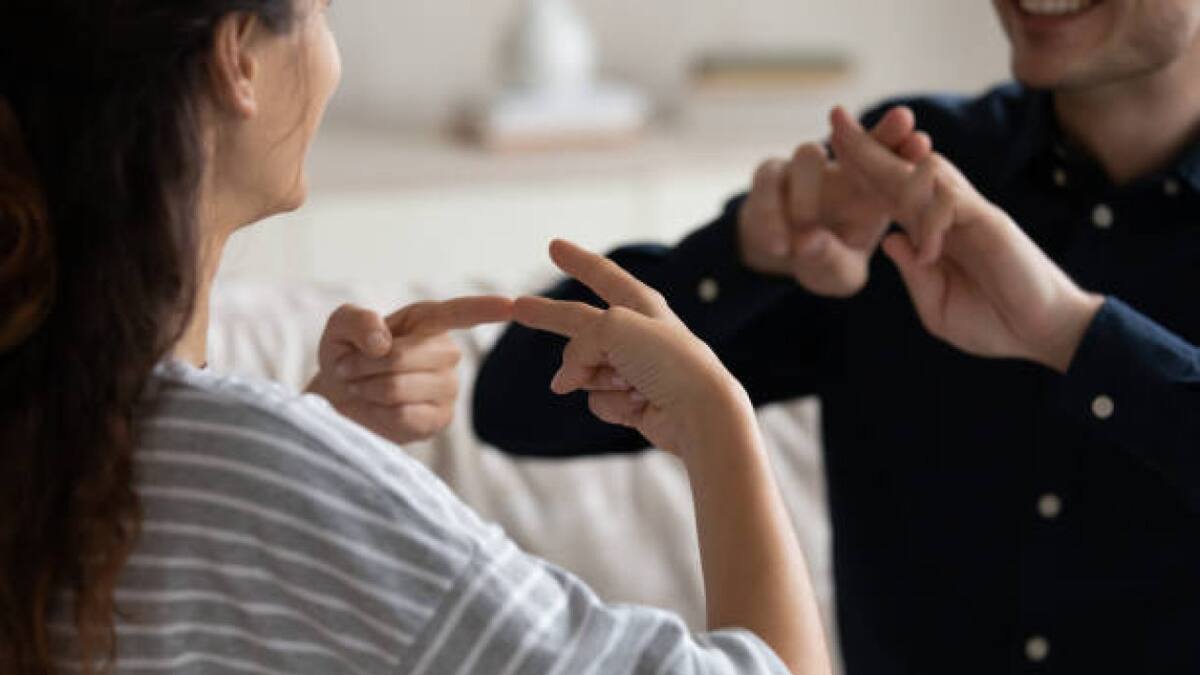 Lengua de señas. Foto: Unsplash.