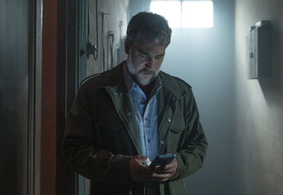 Leo Mercer (Alberto Ammann) en "Atrapados". Foto: Netflix