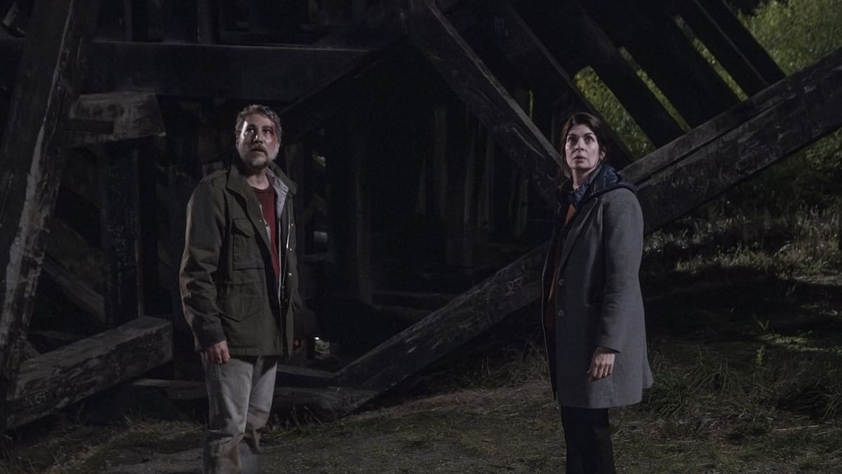 Leo Mercer (Alberto Ammann) y Ema Garay (Soledad Villamil) en "Atrapados". Foto: Netflix