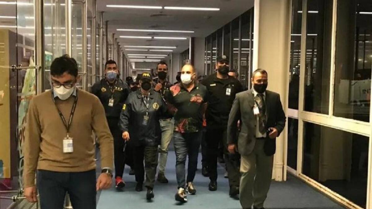 Leonardo Cositorto llegó al país, foto captura video