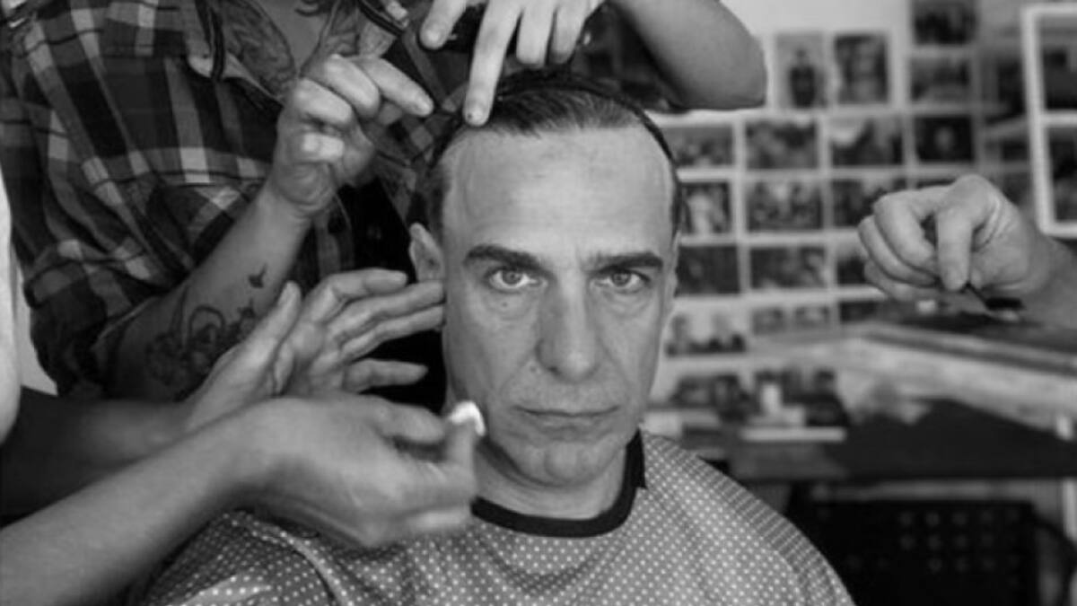 Leonardo Sbaraglia caracterizado como Carlos Menem. Foto: NA.