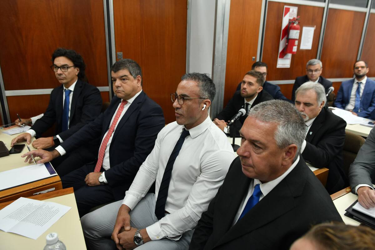 Leopoldo Luque, el neurocirujano de Maradona que tuvo una impactante transformación física. Foto: NA/Juan Vargas.