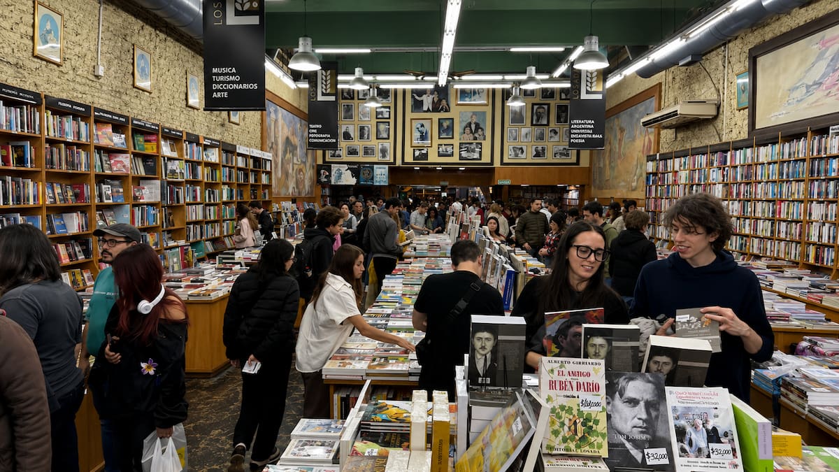 Losada remata libros con una promo 2x1: clásicos, arte y literatura desde $2.000 en plena Avenida Corrientes