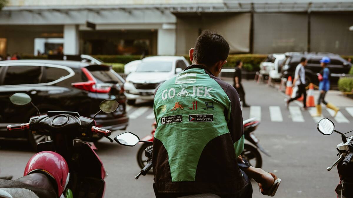 Licencia de conducir moto. Foto: Unsplash