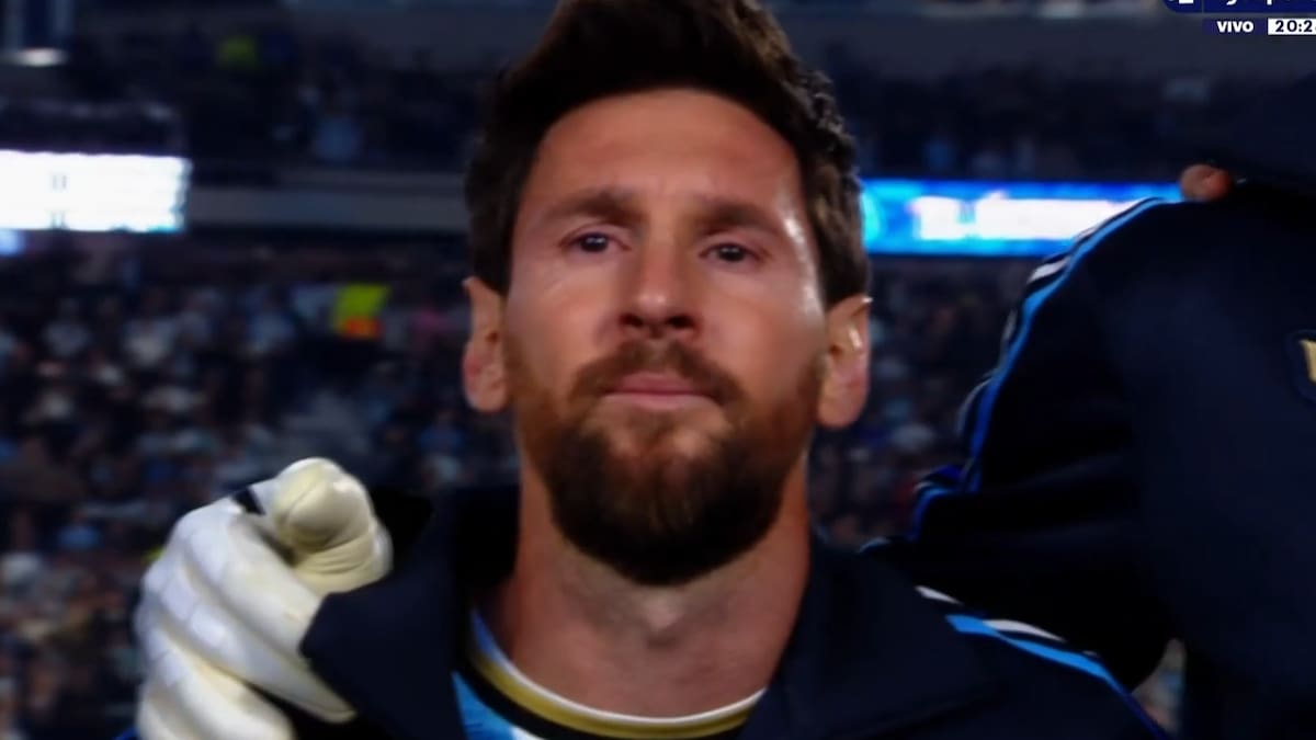 El llanto de Lionel Messi al escuchar por última vez el himno argentino con la Selección
