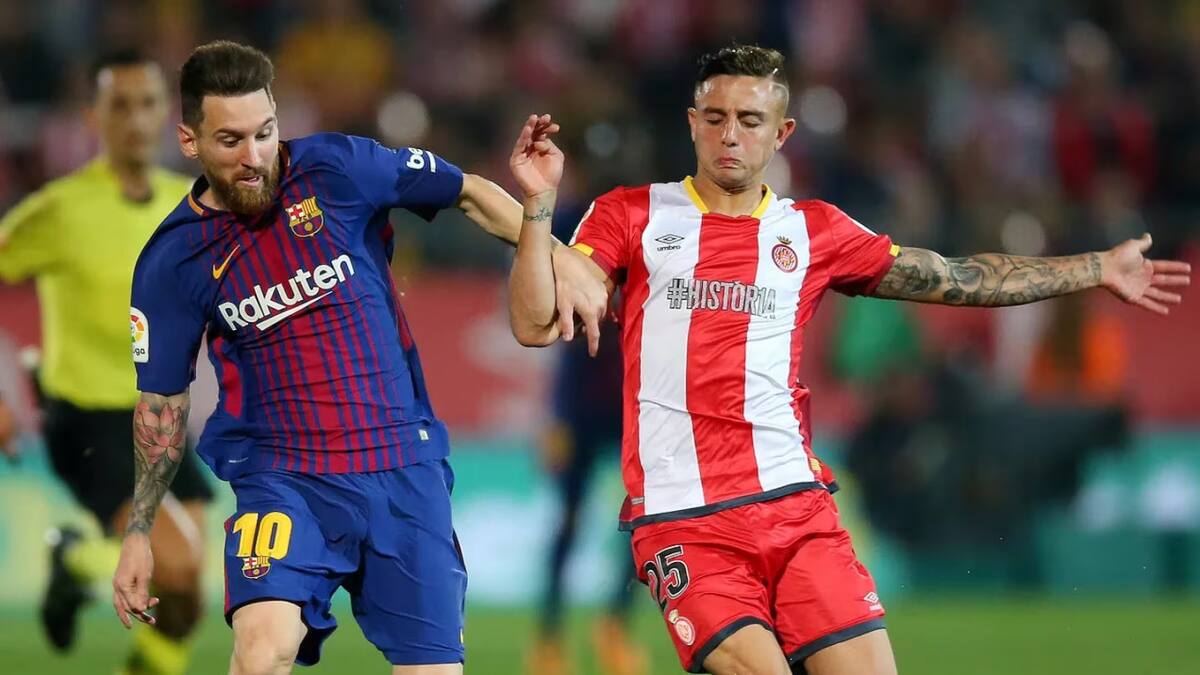 Lionel Messi y Pablo Maffeo se enfrentaron en 2017. Foto: Reuters