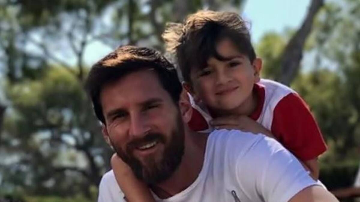 Lionel Messi y Thiago Messi