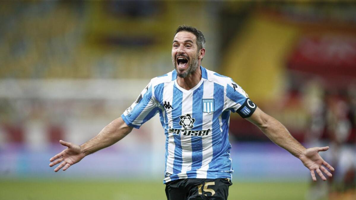 Lisandro López en Racing, AGENCIA NA