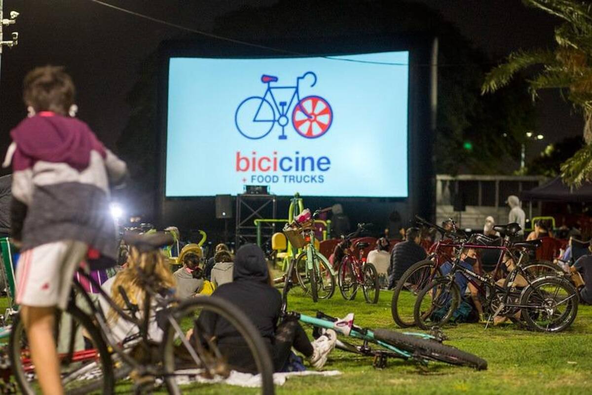 Llega una nueva edición de Bicicine, el clásico de verano de San Isidro