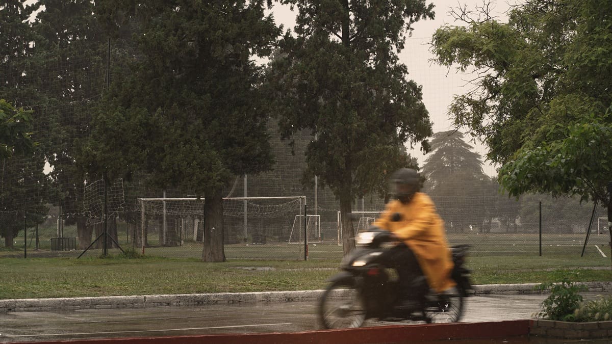 Chau lluvias en Buenos Aires: cuándo mejora el tiempo y cómo estará el fin de semana en el AMBA
