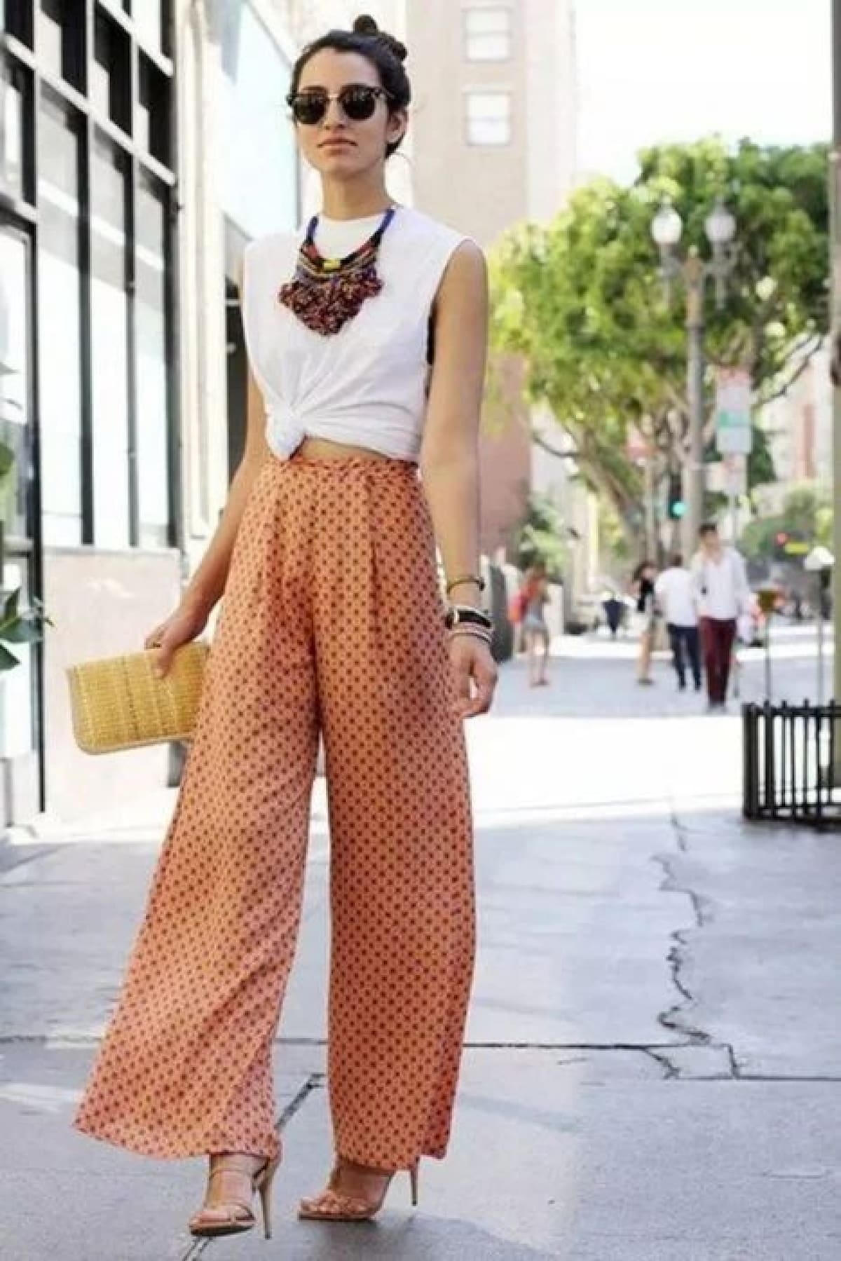 Look con pantalones anchos. Foto Pinterest OkChicas