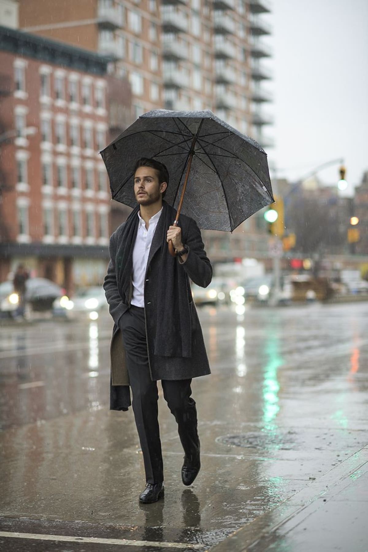 Look lluvia, moda. Fuente: Pinterest