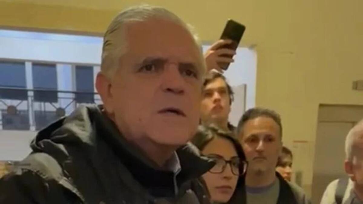 Militantes kirchneristas le impidieron a López Murphy dar una charla en la UBA