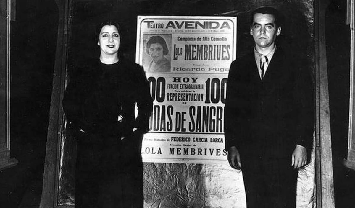 Lorca y Membrives en el Teatro Avenida, en las 100 representaciones de Bodas de sangre, noviembre de 1933