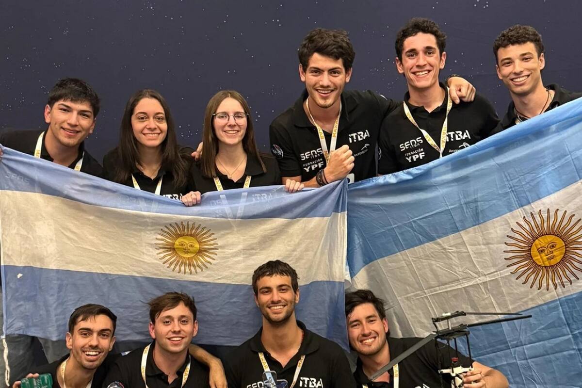 Los alumnos del Instituto Tecnológico de Buenos Aires (ITBA), campeones de la CanSat Competition. Foto: X @porquetendencia