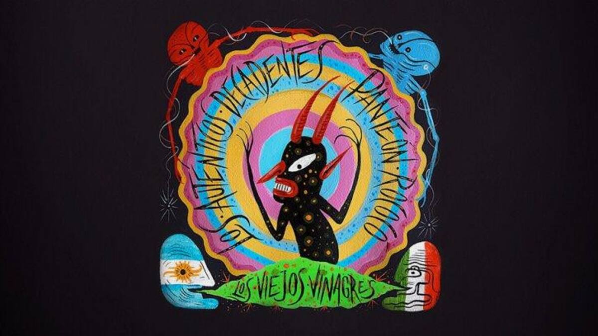 Los Auténticos Decadentes presentan: Los viejos vinagres ft. Panteón Rococó