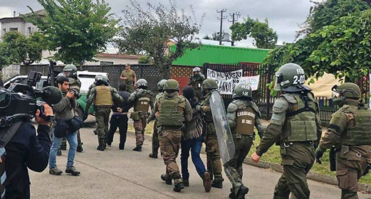 Los manifestantes reclaman el retorno de presos a una cárcel más cercana. Foto: Gentileza Epicentro Chile.