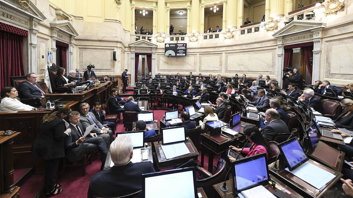 Tensión en el Congreso: quiénes son los senadores que renunciaron al aumento de su sueldo