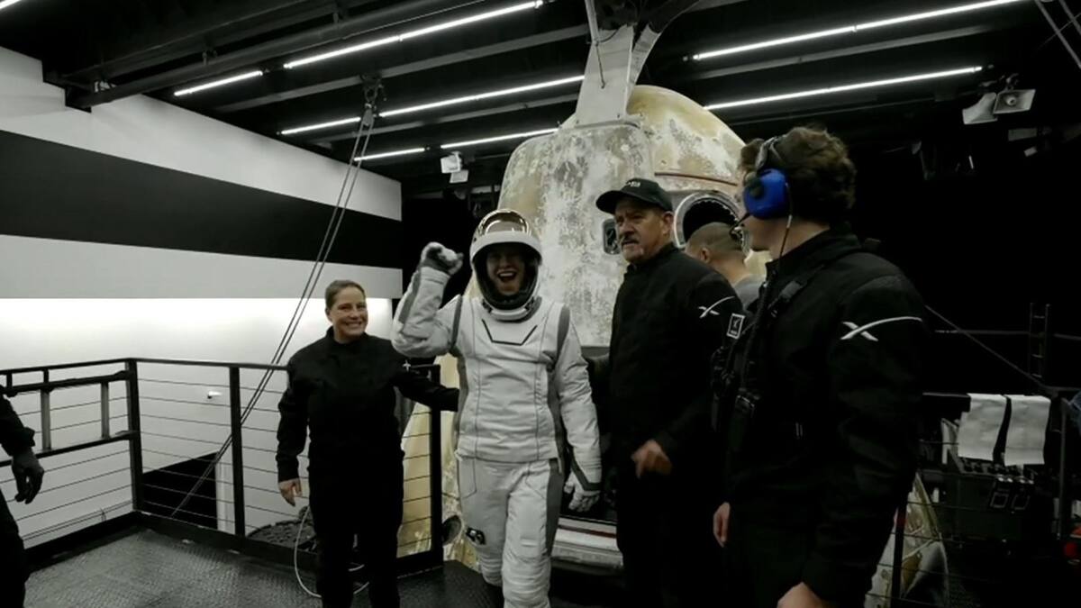 Los tripulantes de la primera caminata espacial privada ya regresaron a la Tierra. Foto: EFE.