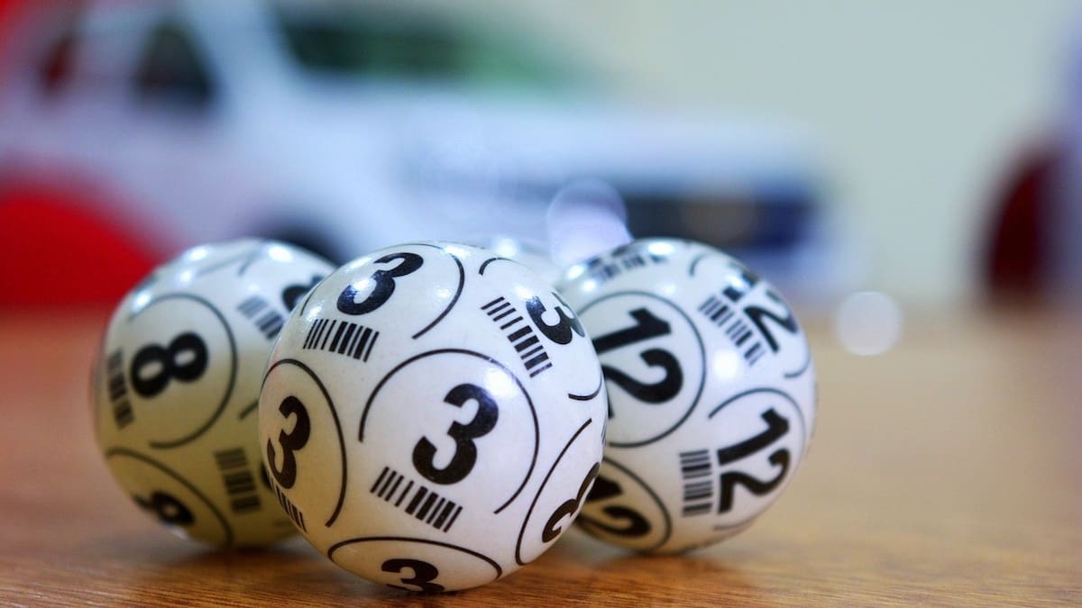 Acertó los seis números de la lotería, debía cobrar más de 83 millones, pero una aplicación le impidió ganarse el premio