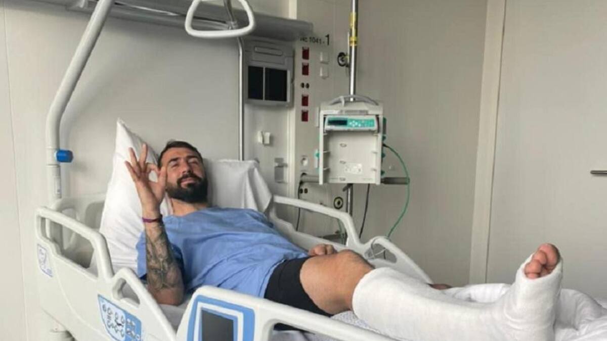 Lucas Pratto fue operado con éxito tras la grave lesión que sufrió en el Feyenoord