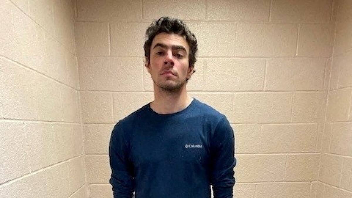 Luigi Mangione, acusado de asesinar al CEO de UnitedHealthCare. Foto: Reuters.