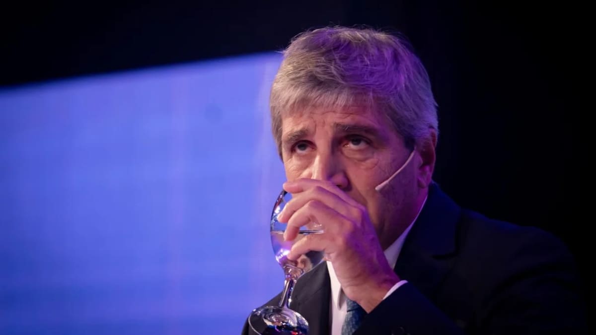 Tras el acuerdo con el FMI para desbloquear un desembolso, Caputo adelantó cómo pagará los próximos vencimientos de deuda
