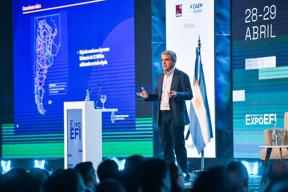 Luis Caputo en la ExpoEFI.