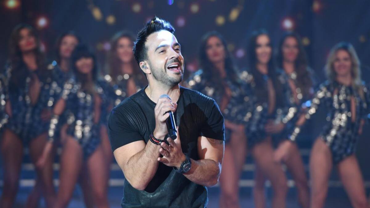 Luis Fonsi en ShowMatch (Ideas del Sur)