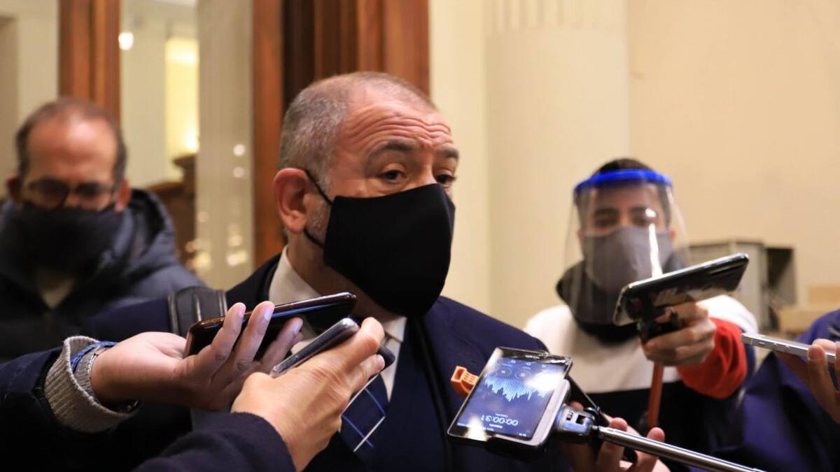 Luis Juez, AGENCIA NA