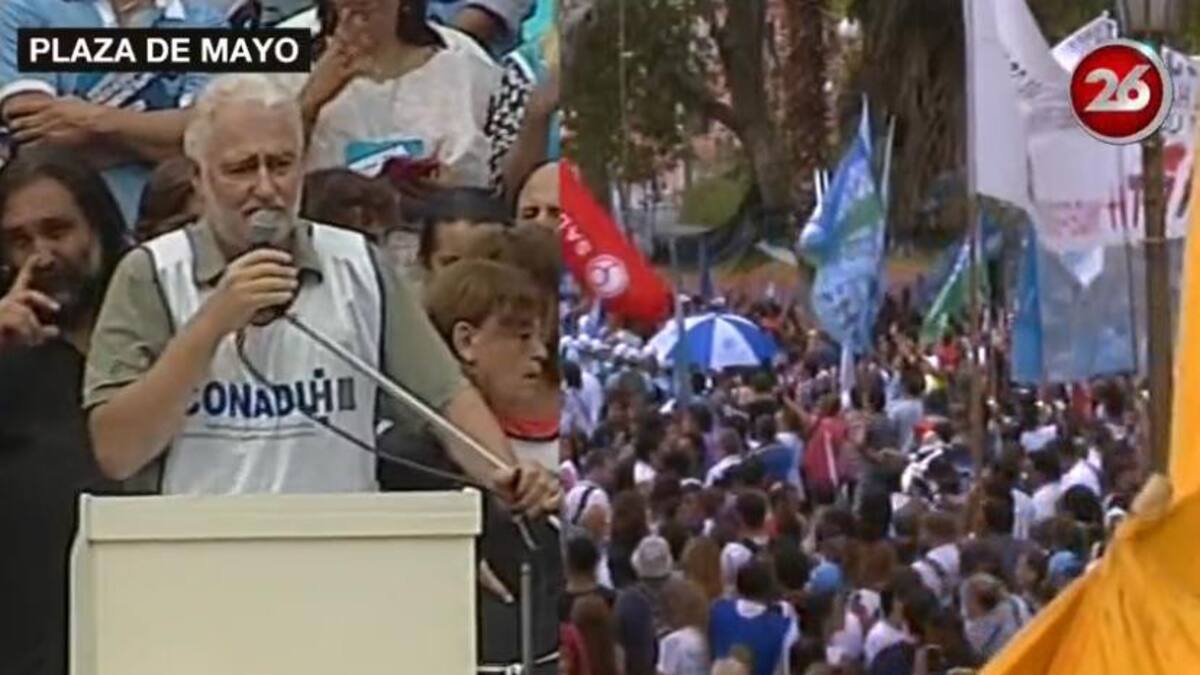 Luis Tiscornia en acto docente