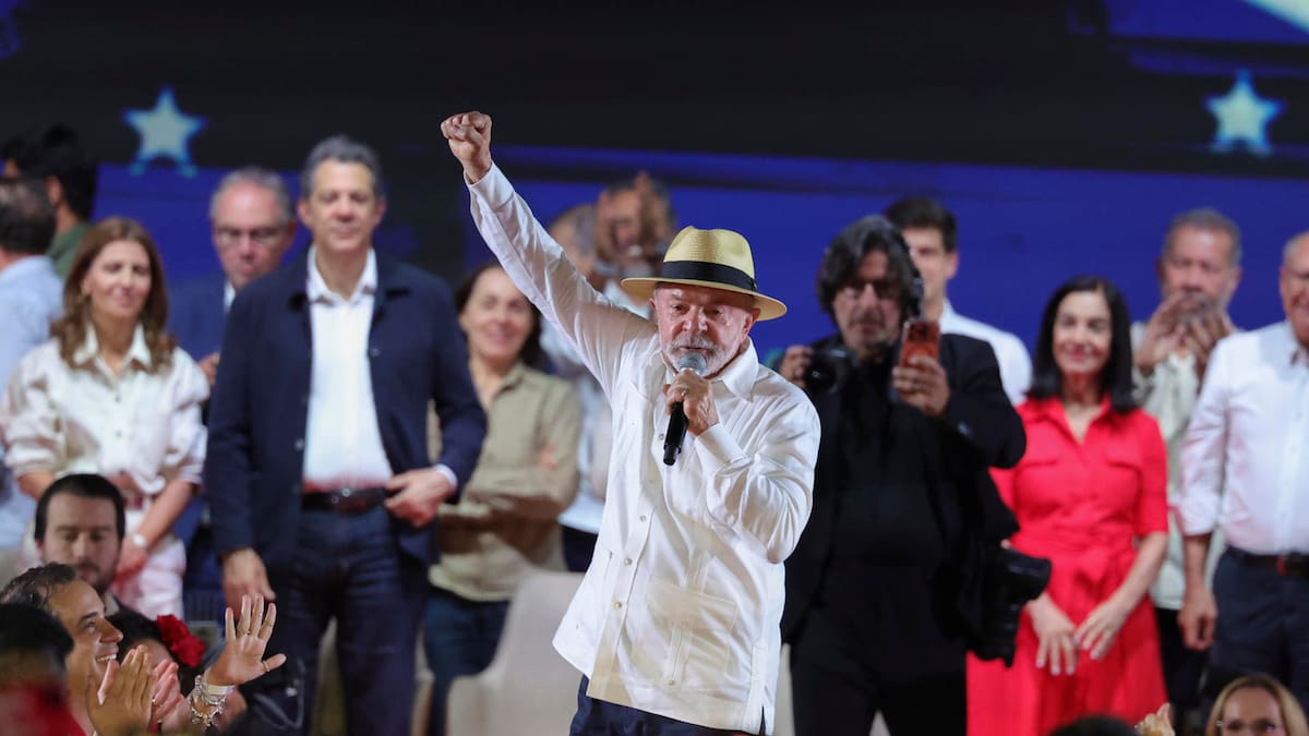 Lula da Silva formalizó su candidatura a la Presidencia de Brasil: los puntos clave de su plan para vencer a Flávio Bolsonaro