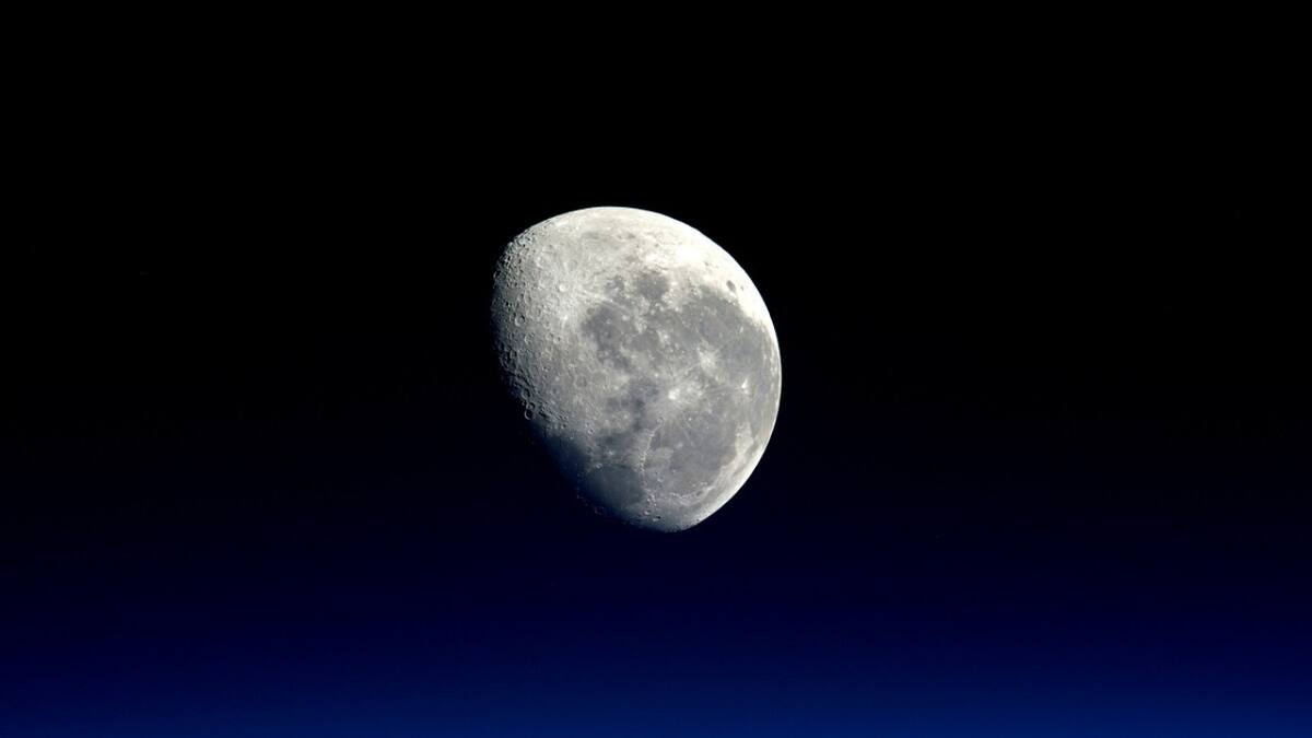 Luna; espacio. Foto: Unsplash.