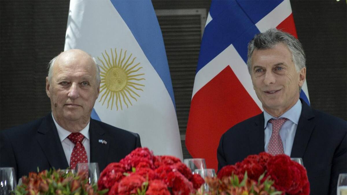 Macri y el rey de Noruega (Reuters)