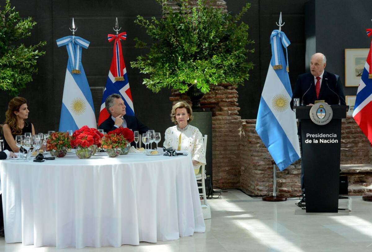 Macri y el rey de Noruega (Reuters)