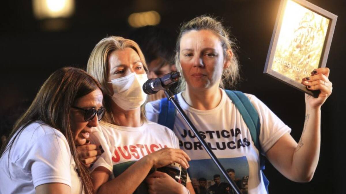 Madre y familiares de Lucas González, reclamos, marcha, NA