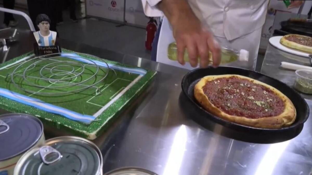 Maestros pizzeros compiten en Buenos Aires por la mejor pizza del continente, EFE
