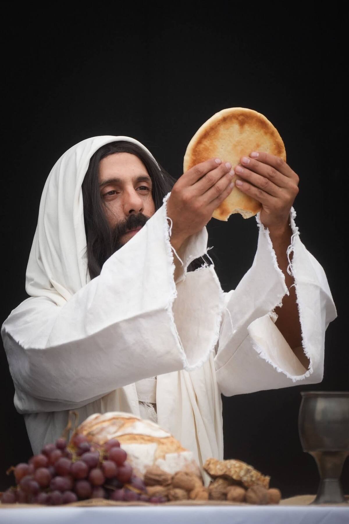 Malvinas Argentinas vivió el Vía Crucis junto a sus comunidades parroquiales