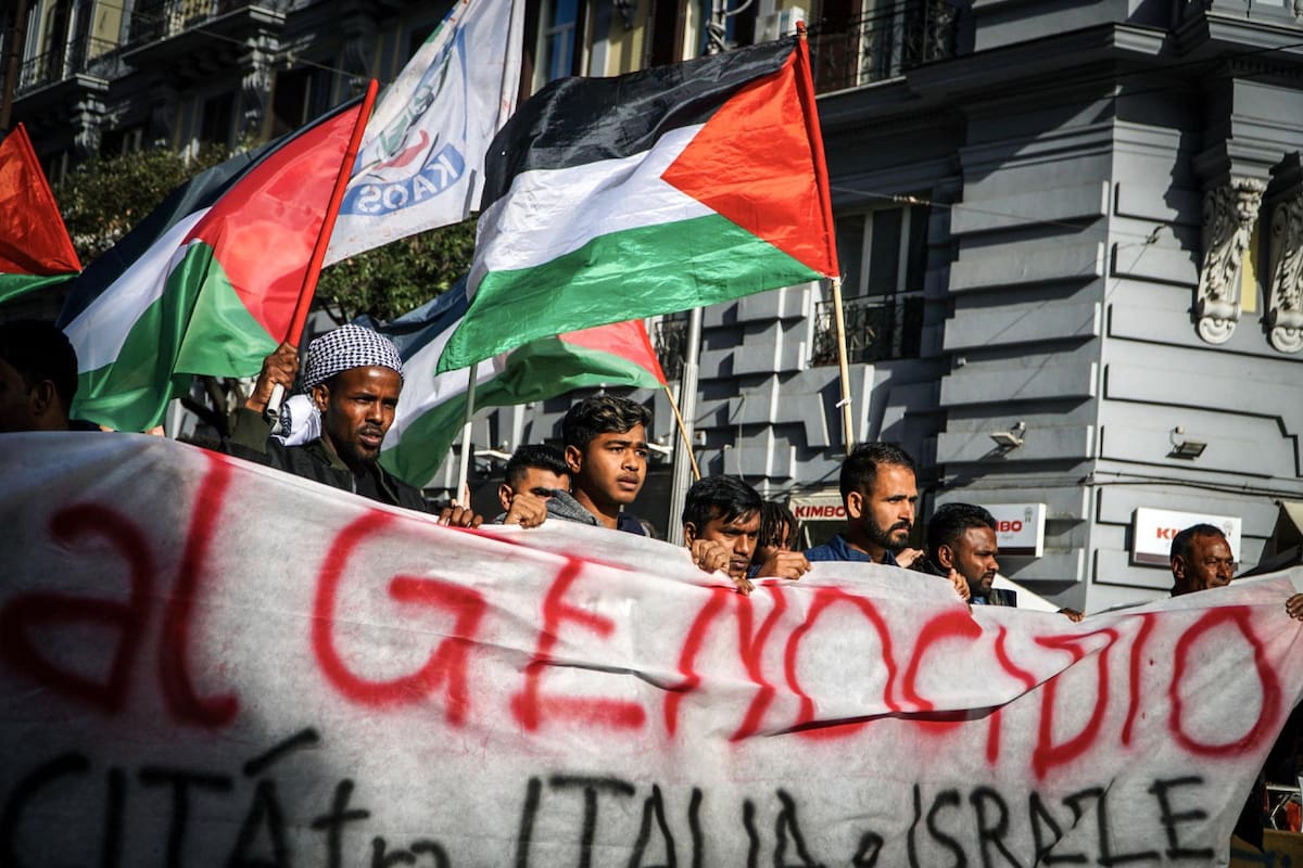 Manifestación bajo el lema Detengan el genocidio, en solidaridad con el pueblo palestino, en Nápoles, Italia_Efe