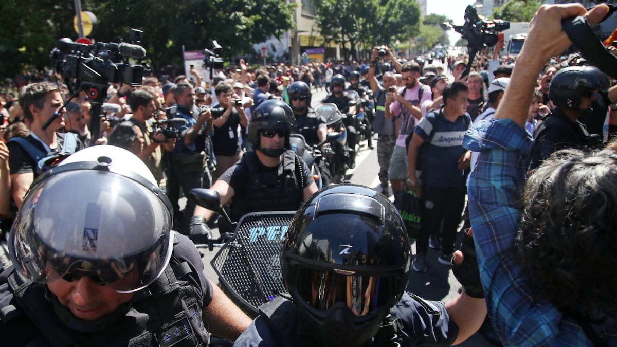 Manifestación en Plaza de Mayo. Foto: NA
