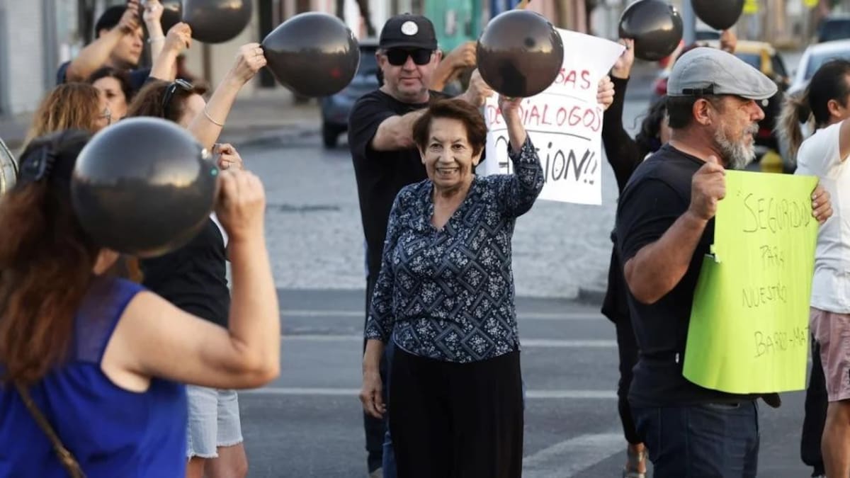 Manifestaciones en Chile en contra del crimen organizado y el narcotráfico. Foto: EFE.