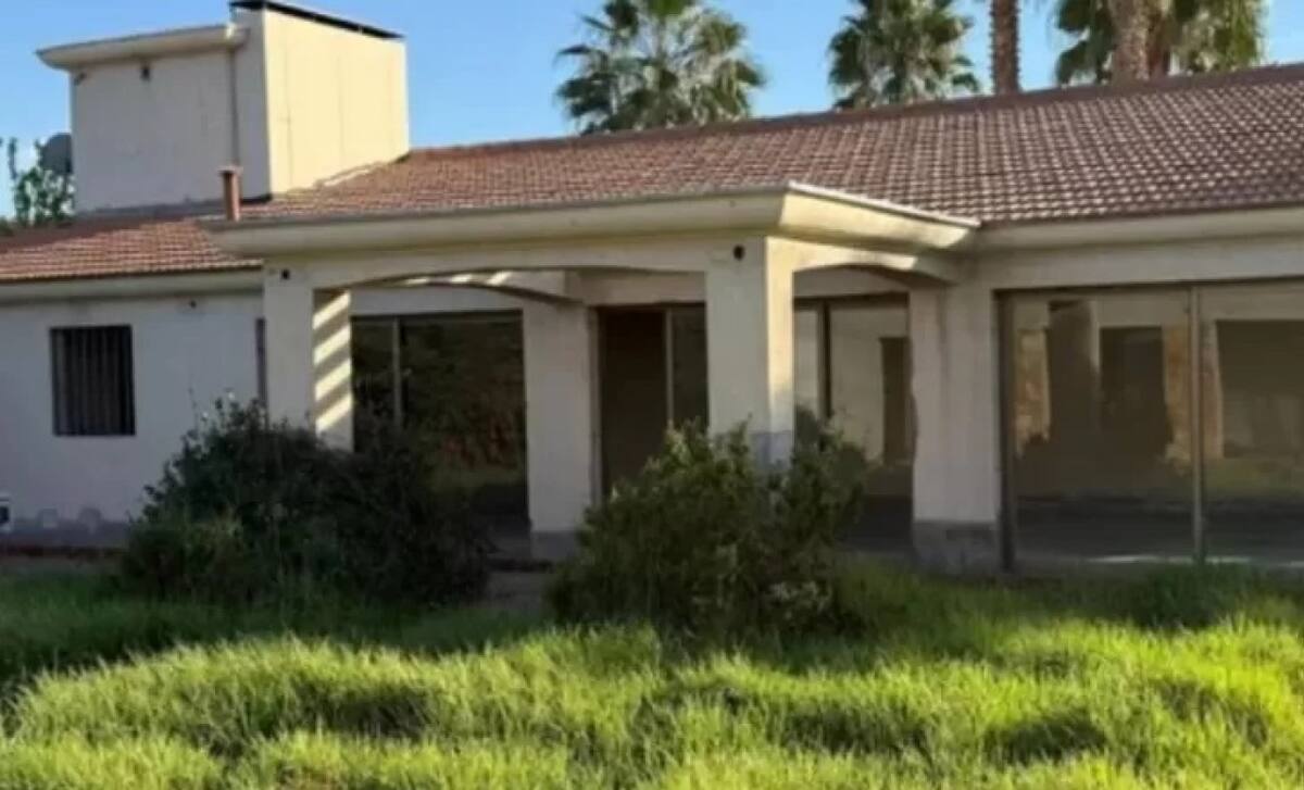 Mansión de Luis Lobos subastada en Mendoza.