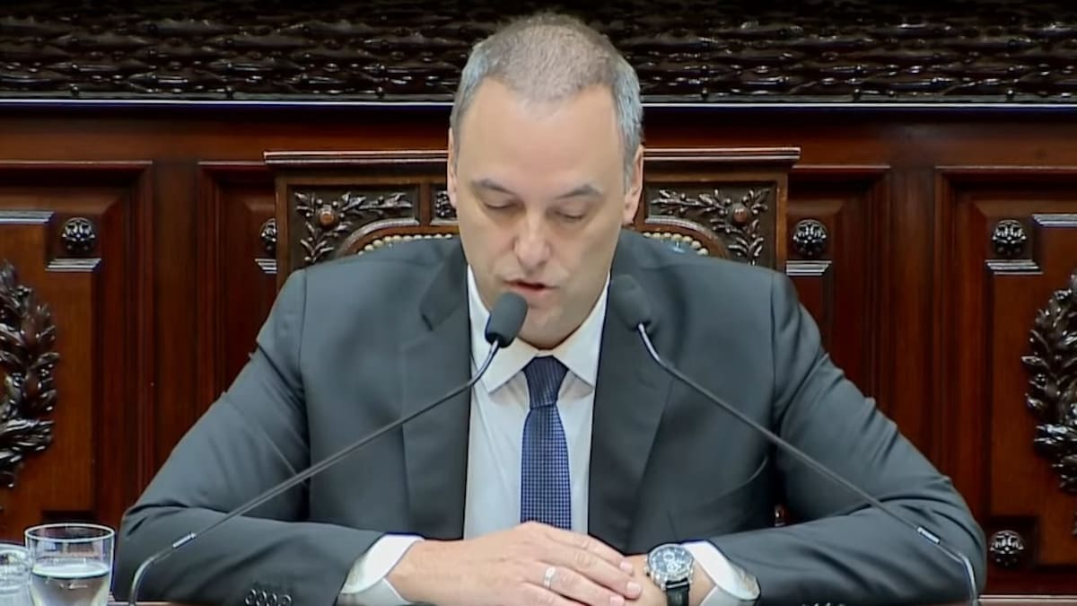 Adorni negó las acusaciones en Diputados y aseguró que no renunciará: “Estoy acá dando la cara”