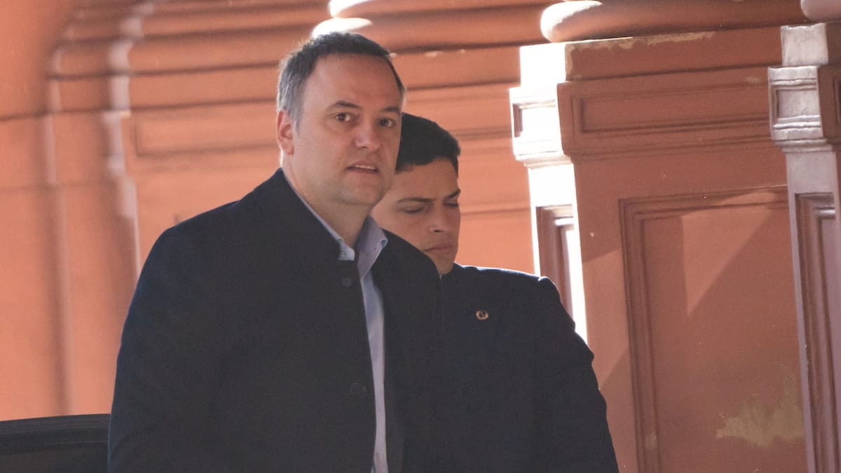 El Gobierno busca correr de la agenda el caso Adorni mientras enfrenta nuevos desafíos económicos