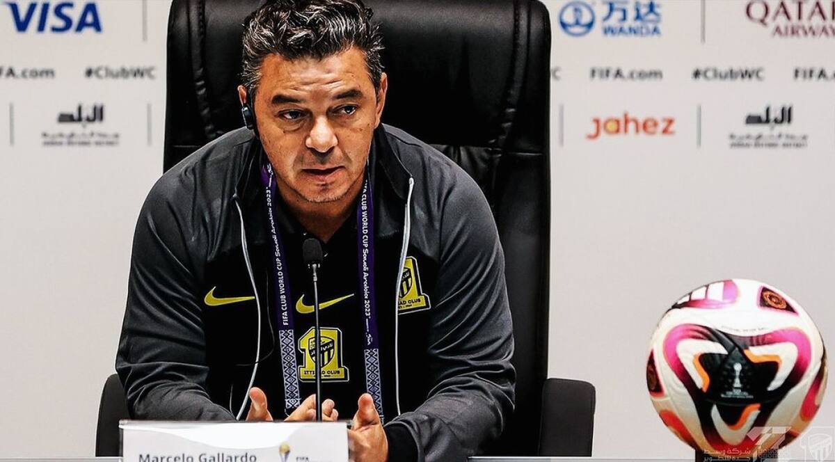 Marcelo Gallardo en conferencia de prensa. Foto: Instagram @ittihadclub.sa
