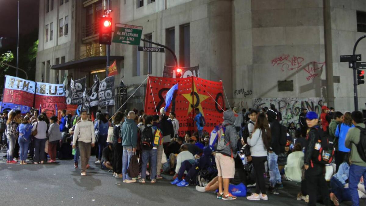Marcha de gremios y pymes contra la política económica del Gobierno, Desarrollo Social, NA