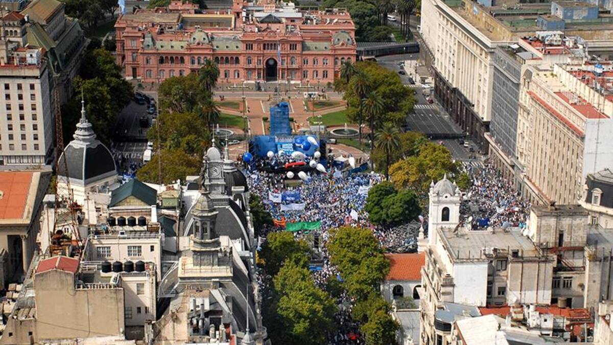 Marcha docente en Plaza de Mayo