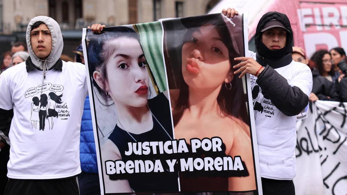 Marcha en Buenos Aires por el triple femicidio en Florencio Varela.